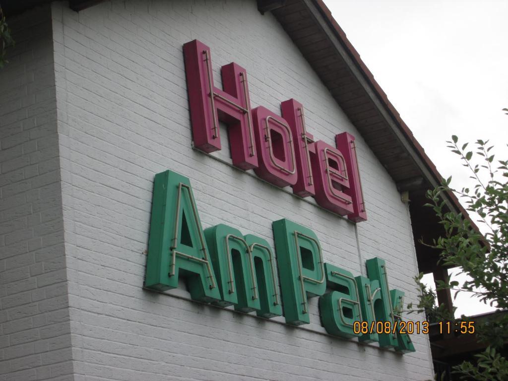 Motel Am Park - Krefeld - Duesseldorf 3*